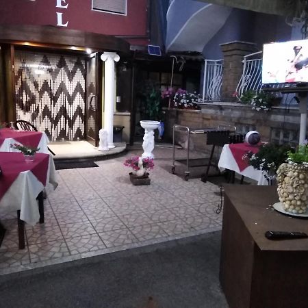 Hotel La Carina Grottaminarda Kültér fotó