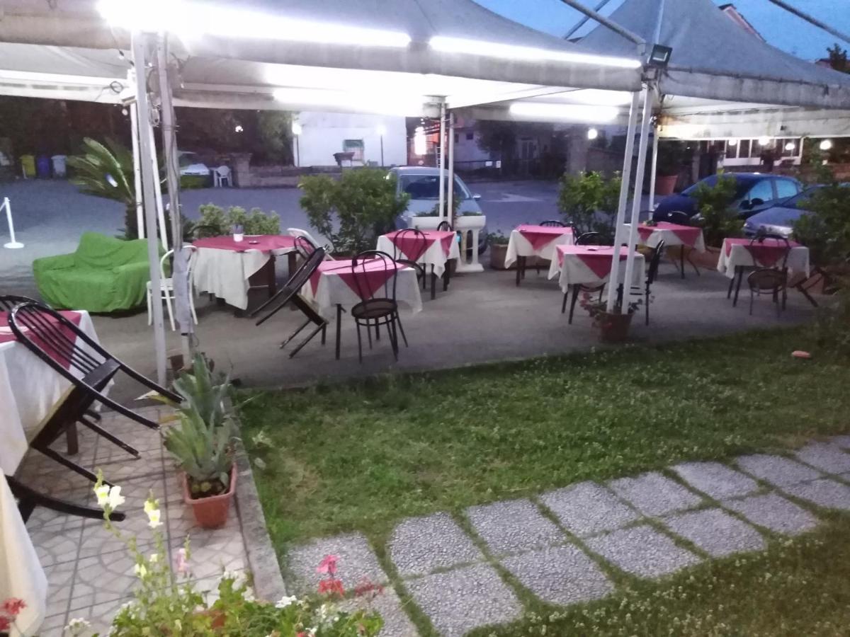 Hotel La Carina Grottaminarda Kültér fotó
